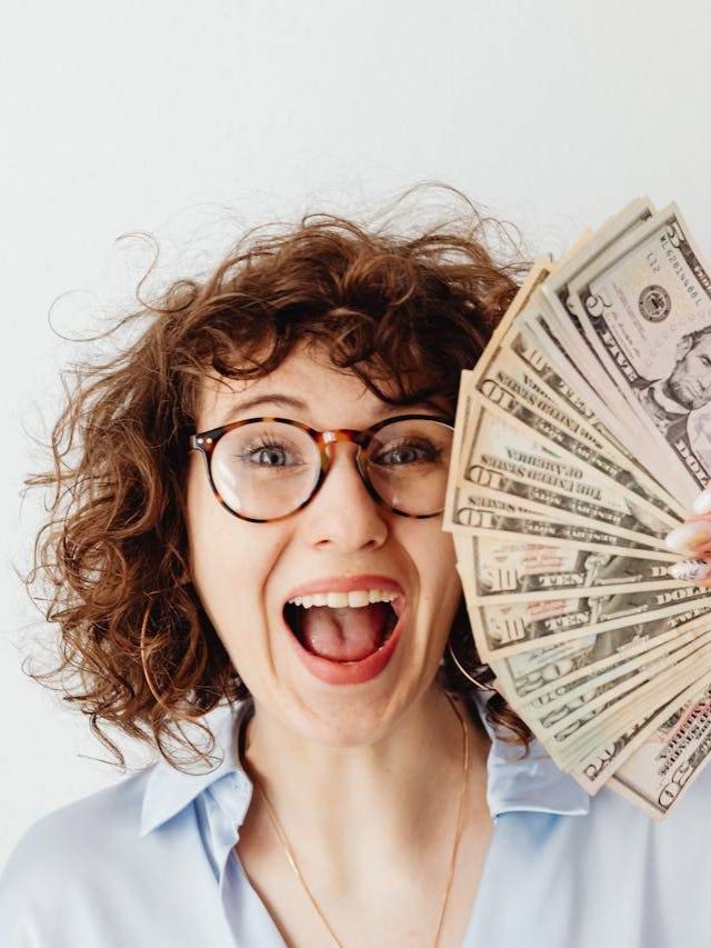 Make $10000 Per Month with Pinterest Affiliate Marketing